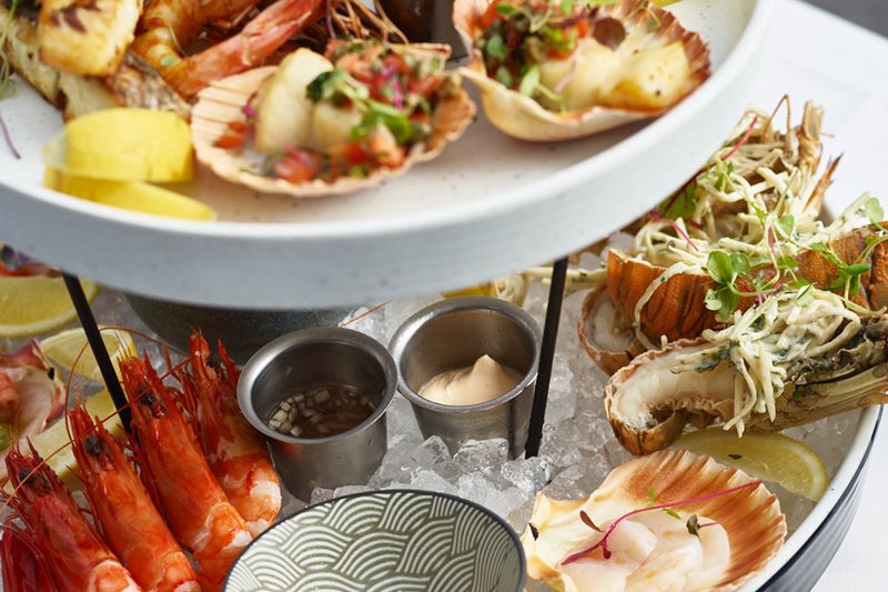 Champagne and Seafood by the Harbour during Vivid Sydney