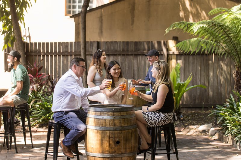  Happy Hour at 4 Doors Down 