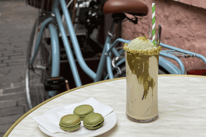 Emerald Treats at La Renaissance