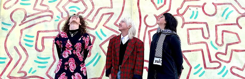 Rainbow History Class live classroom