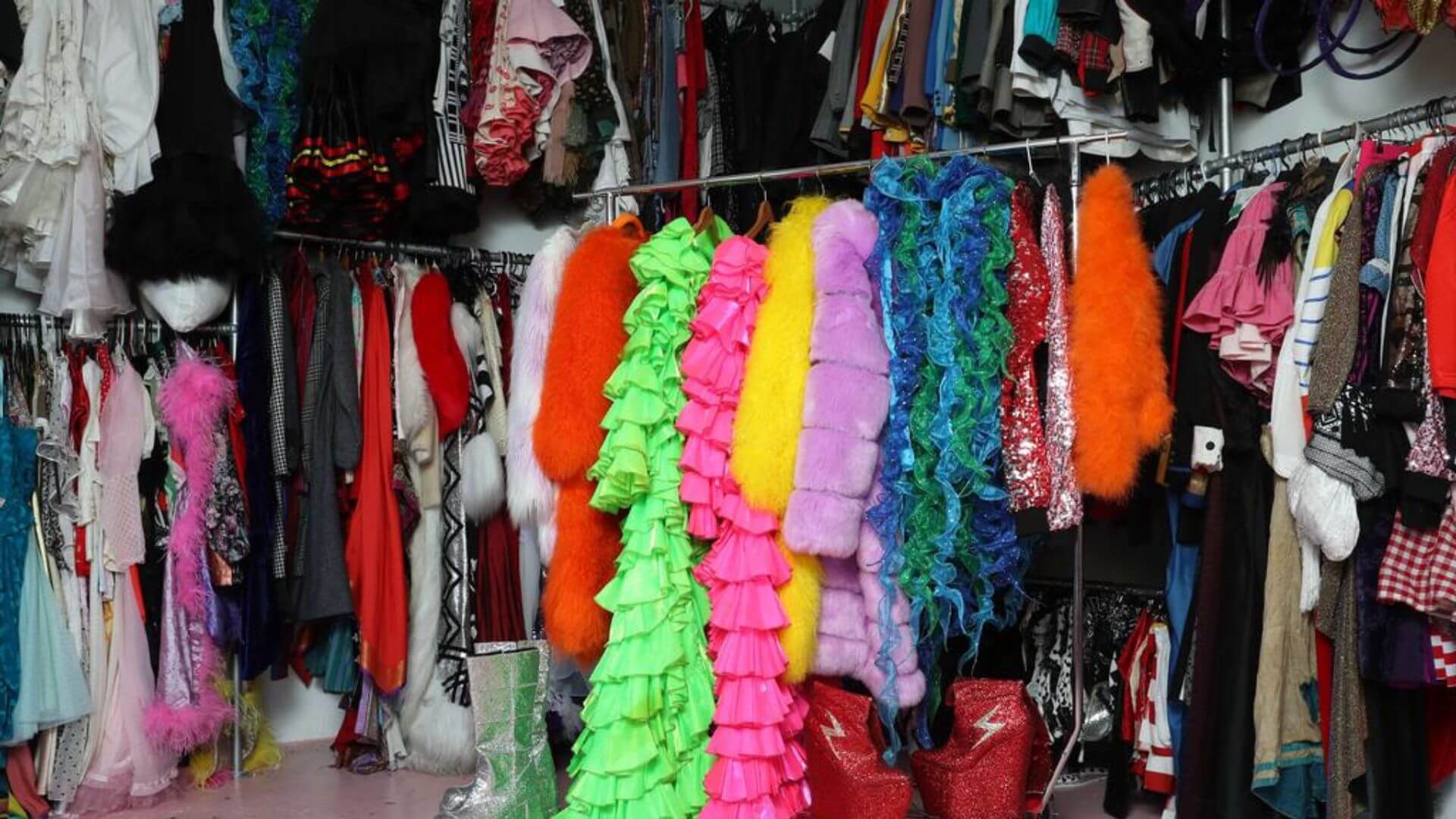 Frocks on The Rocks