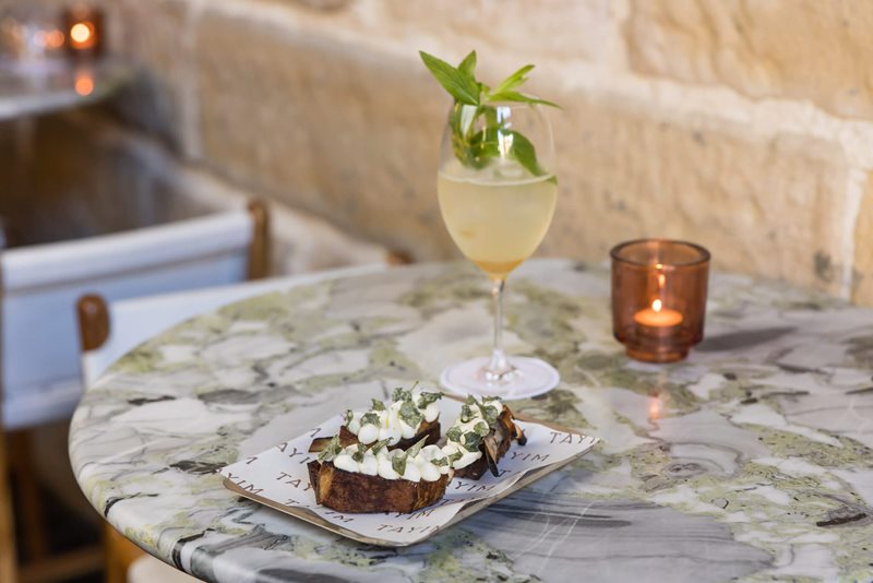 Yuzu Spritz & Spiced Lamb Rib 