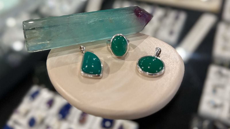 Find your emerald sparkle with 20% off at The Crystal Gallery