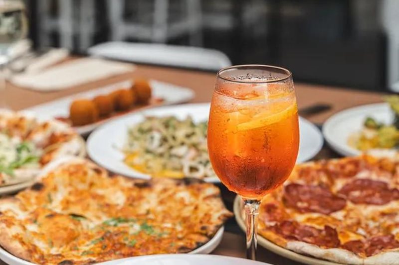 Kids Eat Free at The Rawson