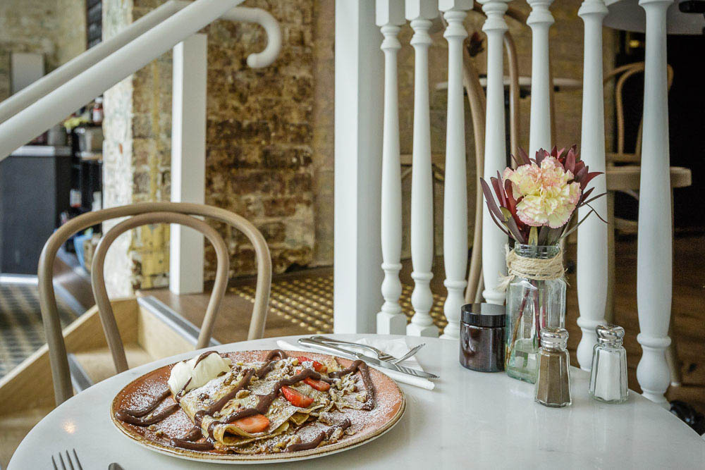 12 Must Try Eats in The Rocks
